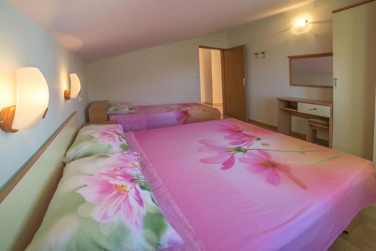 Apartments Luci And Kety ลุน ภายนอก รูปภาพ